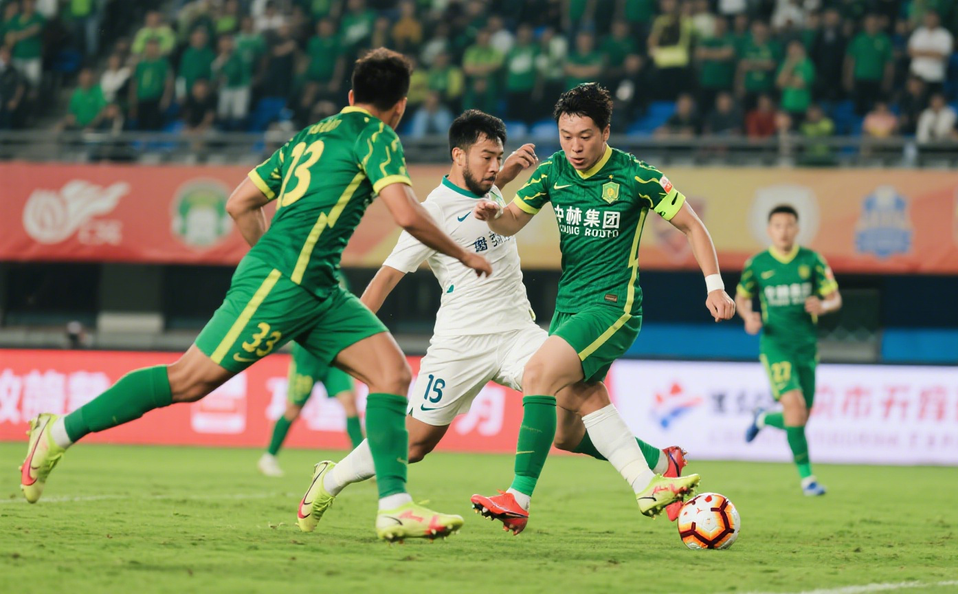 北京国安训练开放日，今夜内部沟通引欢呼，亚冠在即，阵容厚度经受考验的简单介绍-开云官网